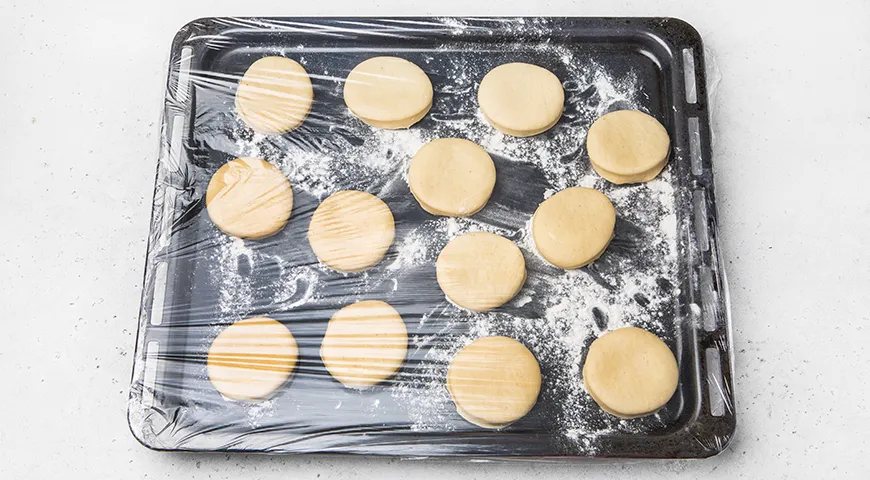 Берлинеры – классические пончики с джемом