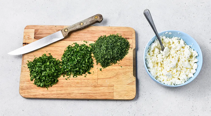 Хычины с сыром и зеленью