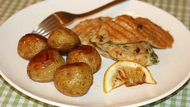 Рецепт: Филе морского языка с овощами под сыром - полноценный обед или ужин