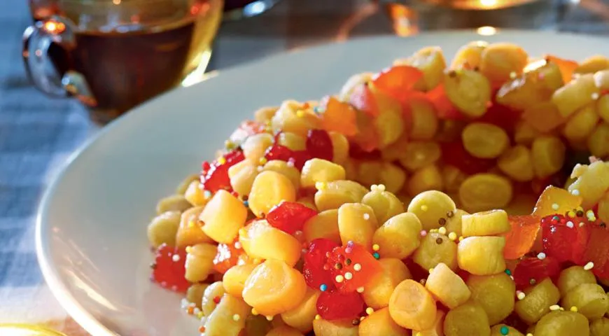 Струффоли, сладкое блюдо