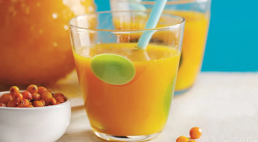 Облепихово-имбирный напиток с медом