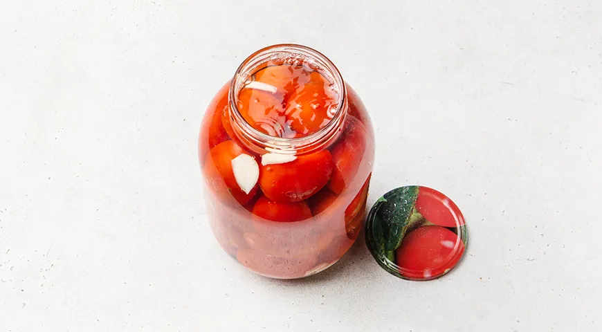 Маринованные помидоры на зиму в банках