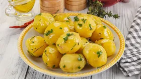 Витамины в картошке: стало известно, какие из них теряются при варке и как сохранить пользу