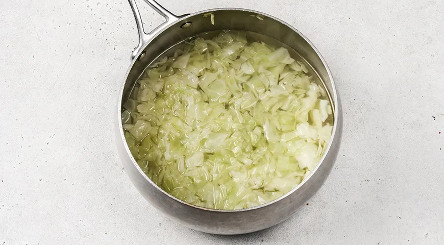 Капустные оладьи на кефире