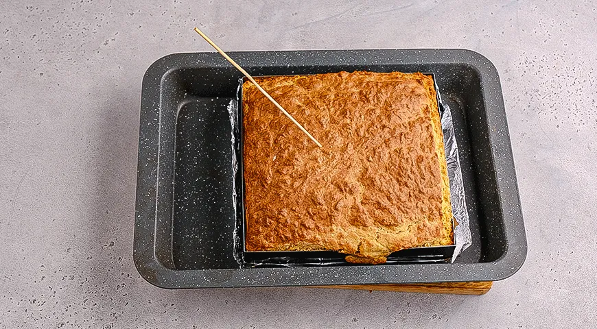 Кукурузные кексы с сосисками