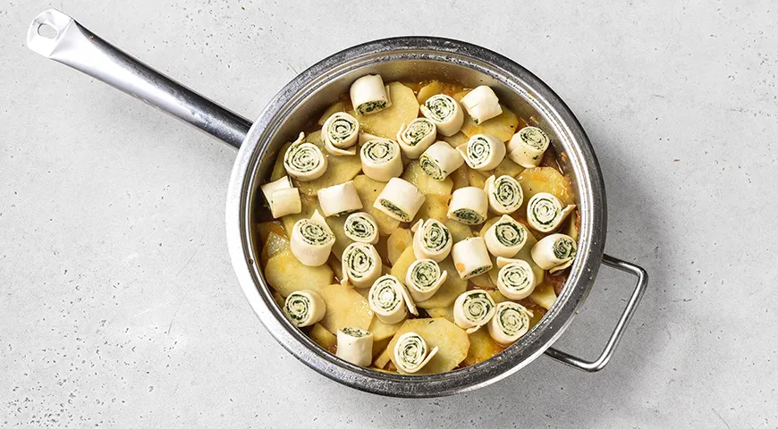 Штрудли (нудли) с мясом и картофелем