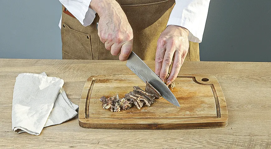 Лапша ланчжоу в говяжьем бульоне