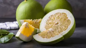 Помело: польза цитрусового гиганта, какой витамин в нем самый главный