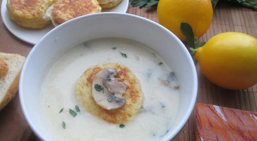 Готовим крем-суп с грибами и гренками-равиоли