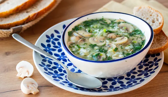 Грибной суп с рисом и картофелем