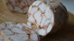 Простые рецепты с колбасой и птицей