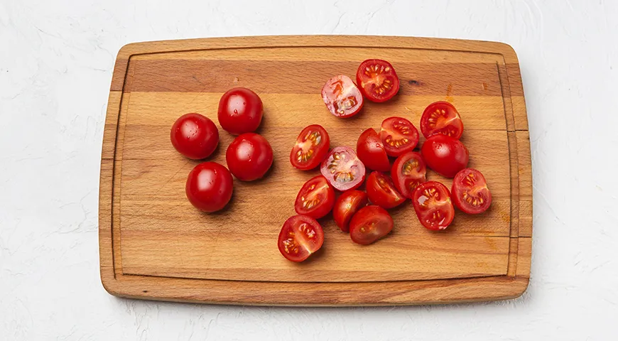 Салат из руколы с медово-горчичным соусом