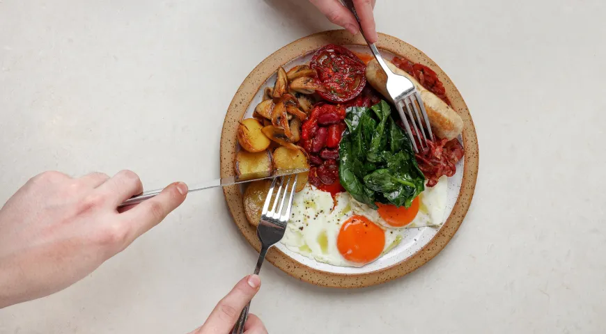 Большой австралийский завтрак, Layerz Cafe (Фото: предоставлено пресс-службой ресторана)