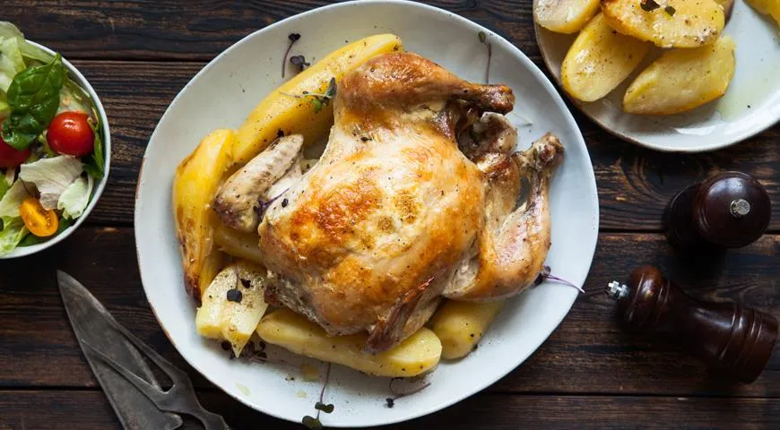 Курица с картошкой в рукаве в духовке