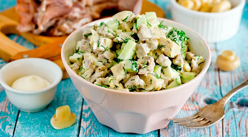 Салат Оливье со свиным языком