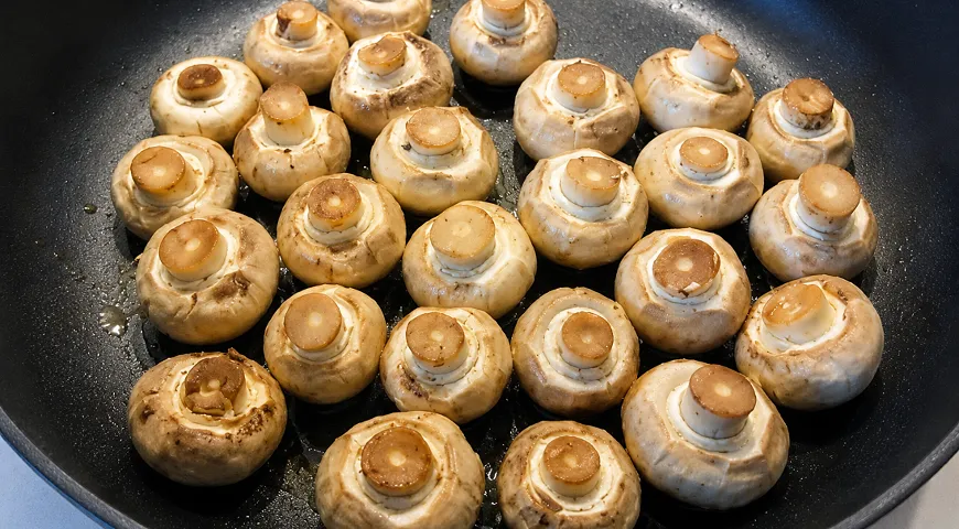 Кабачки, фаршированные крупой