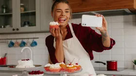 Шеф-повар раскрыл простой способ «оживить» черствую выпечку