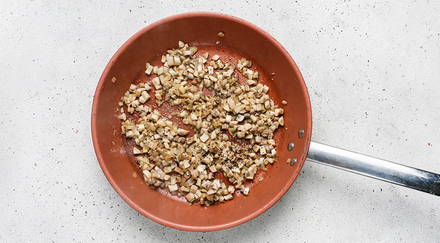 Стожки из фарша с грибами, картошкой и сыром