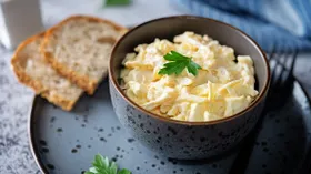 Рецепты на завтрак с яйцом куриным и морепродуктами