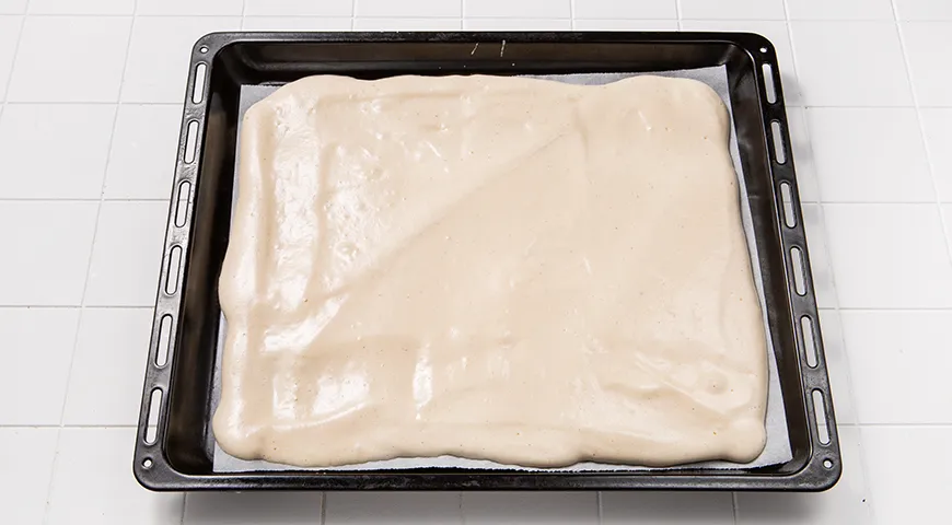 Бисквитный рулет с повидлом