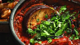 Рецепты с овощами, соусами и салом
