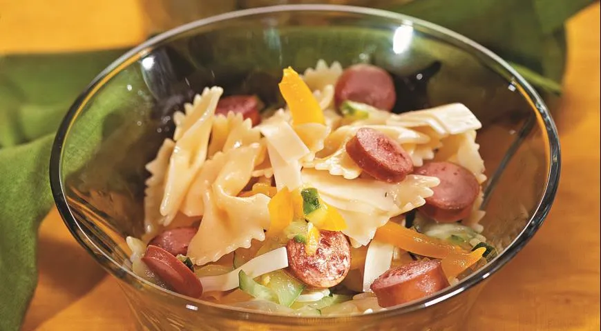 Салат с макаронами: рецепты фантазий на тему итальянской кухни + фото