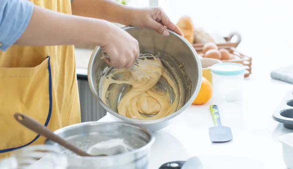 Блогер рассказала, как готовит оладьи из 2 ингредиентов: один из них — мороженое