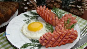 Простые рецепты с яйцом и сосисками