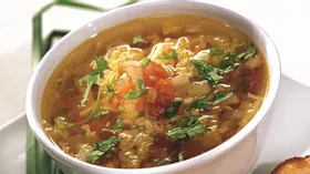 Овощной суп с гренками