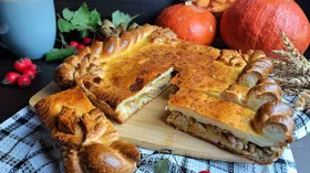 Пирог с фаршем и тыквой