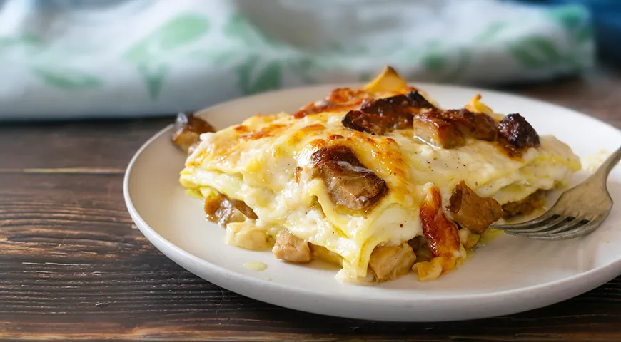 Лазанья с маслятами