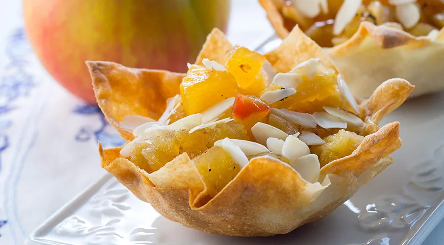 Корзиночки из теста фило с яблоками — вкусный постный десерт в оригинальной подаче