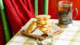 Простое печенье на огуречном рассоле