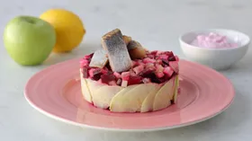 Рецепты со сметаной, свёклой и огурцом