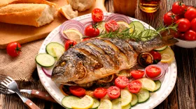 Как запечь леща: 7 интересных рецептов