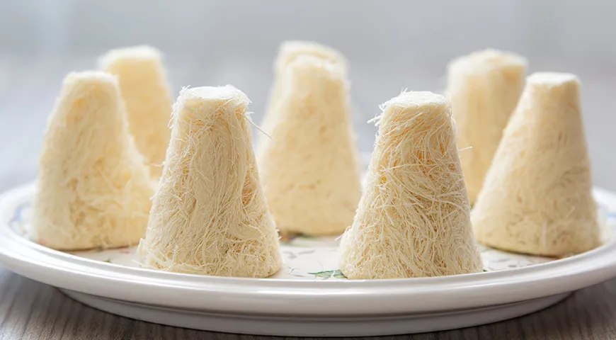 Талкыш калеве обычно подают на стол в честь семейных торжеств и религиозных праздников