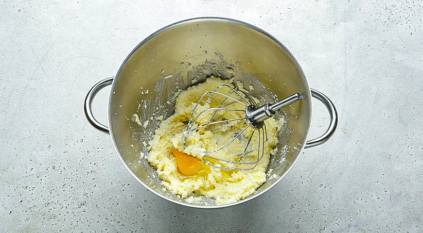 Лимонный кекс с маком