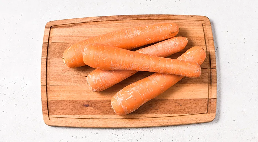 Салат из моркови и сыра