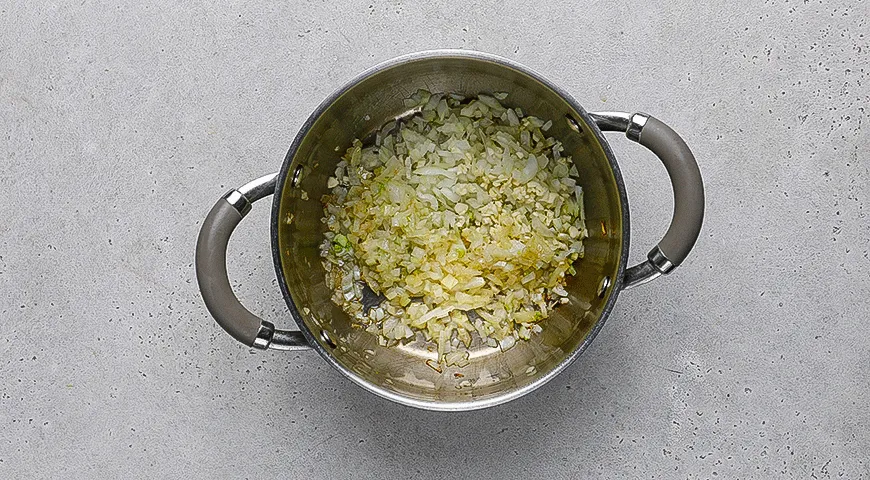 Томатный суп с морепродуктами