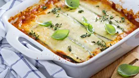 Кабачковая лазанья с курицей