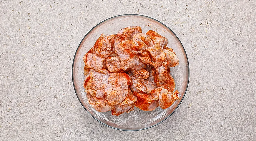 Стир-фрай из моркови с курицей