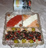 Закуска Испанское трио (сальпикон из морепродуктов и эскабече из белой и красной рыбы)