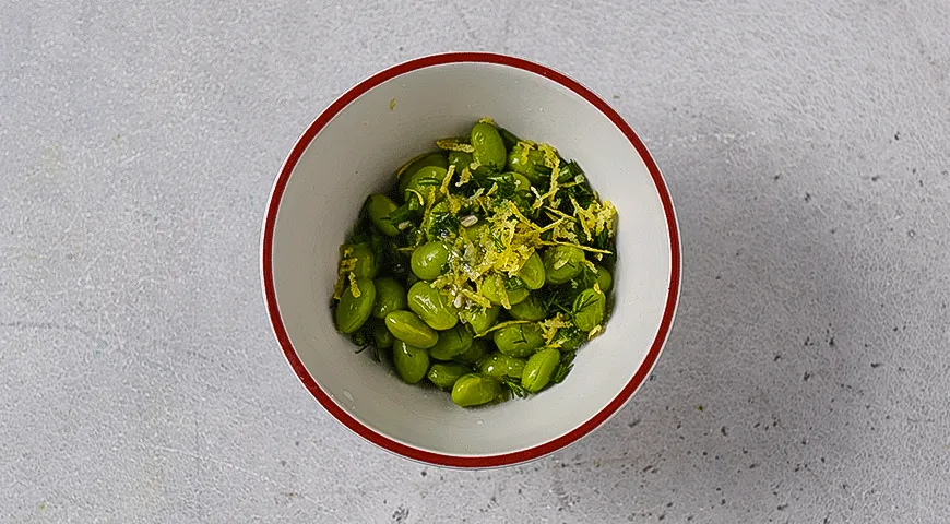 Тарт с горбушей и бобами