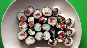 Рецепты с сыром сливочным, огурцом и нори