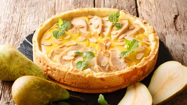 Вкусные пироги из слоеного теста с грушами, 9 рецептов, чтобы побаловать себя и близких
