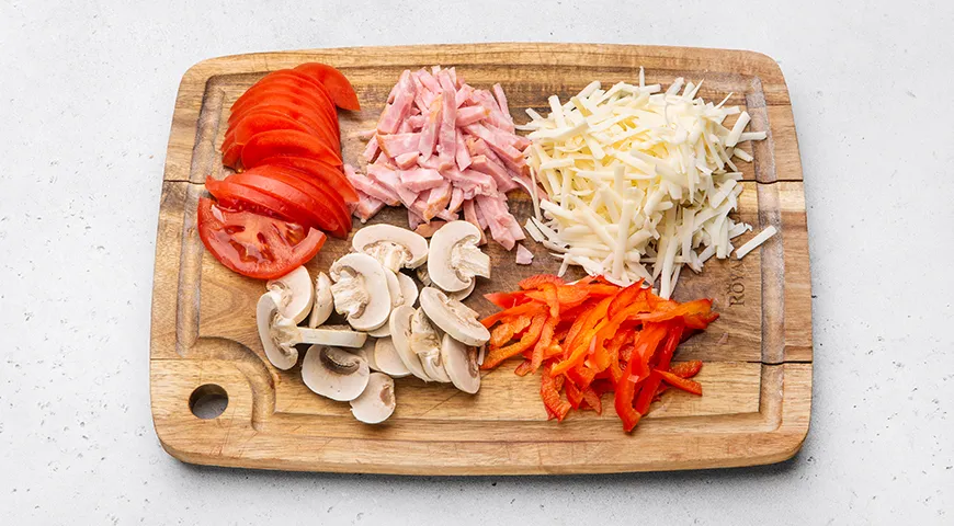 Пицца на сметане на сковороде