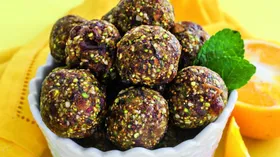 Простые рецепты с сухофруктами и фисташками