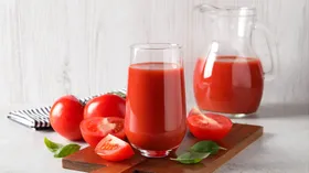 Томатный сок: состав, калорийность, польза и вред для здоровья и красоты