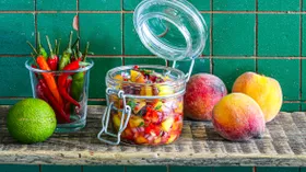 Рецепты с персиком и соусами