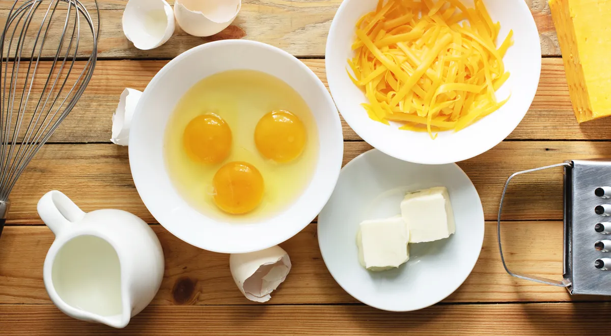 Рецепты из яиц и сыра